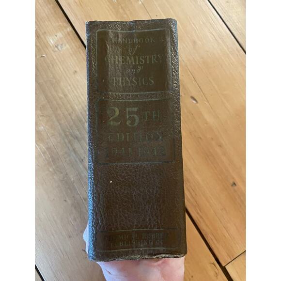 Vintage Handbook of Chemistry and Physics 25th Edition 1941 Hodgman Textbook - Picture 2 of 7